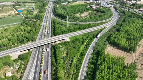 石家莊交通 讓數(shù)據(jù)“跑路”替車(chē)戶跑腿，道路普通貨物運(yùn)輸改革見(jiàn)效