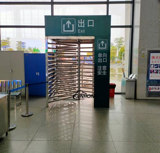鐵路交通樞紐平面單向門旅客出口旋轉(zhuǎn)門高鐵客運(yùn)梳狀全高轉(zhuǎn)閘